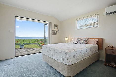 Photo of property in 915 East Coast Road, Kaiaua, Pokeno, 2473
