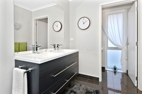 Photo of property in 18 Searle Drive, Patumahoe, Pukekohe, 2679