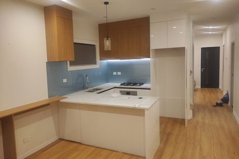 Photo of property in 2 Oakheart Way, Forrest Hill, Auckland, 0620