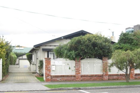 Photo of property in 19 Pilmuir Street, Hutt Central, Lower Hutt, 5010