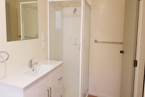 Photo of property in 2 Kekeno Grove, Tirohanga, Lower Hutt, 5010