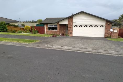 Photo of property in 19 Chesterfield Way, Orewa, 0931
