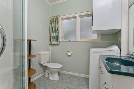 Photo of property in 1/20 Heath Avenue, Northcote, Auckland, 0627