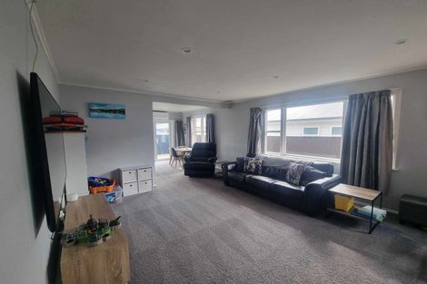 Photo of property in 22 Murray Street, Wallaceville, Upper Hutt, 5018