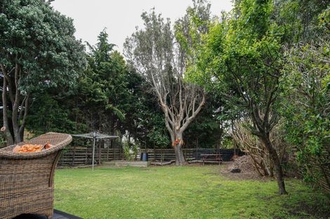 Photo of property in 32 Te Moana Road, Waikanae Beach, Waikanae, 5036