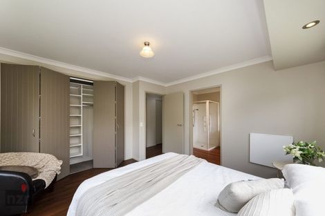 Photo of property in 1b Wellington Street, Feilding, 4702