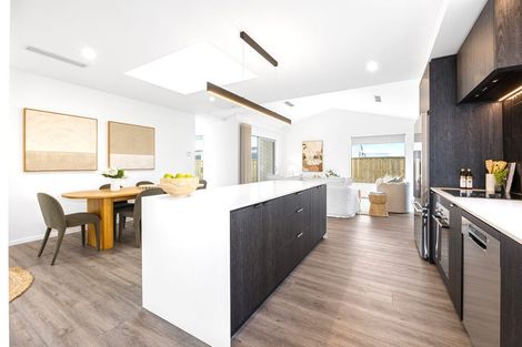 Photo of property in 27 Harlequin Drive, Rolleston, 7614