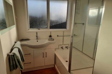 Photo of property in 2/16a Ranfurly Street, Trentham, Upper Hutt, 5018