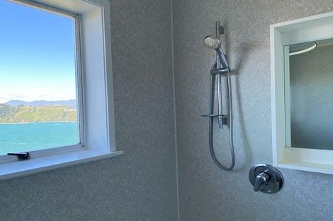 Photo of property in Grafon Court Flats, 5/53 Grafton Road, Roseneath, Wellington, 6011