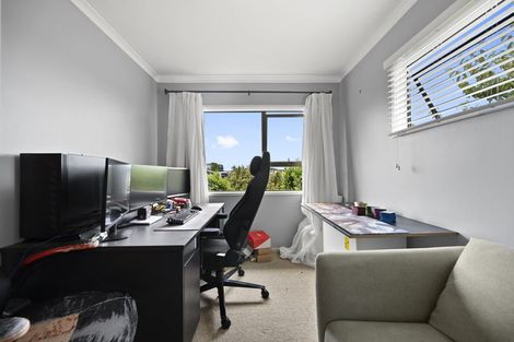 Photo of property in 26 Gilbass Avenue, Hamilton Lake, Hamilton, 3204