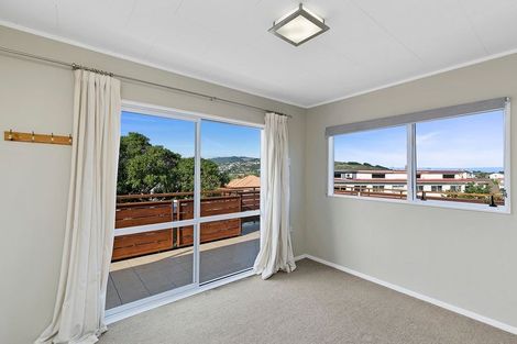 Photo of property in 3 Wright Street, Titahi Bay, Porirua, 5022