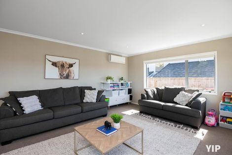 Photo of property in 21 Bickerton Rise, Churton Park, Wellington, 6037