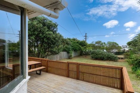 Photo of property in 36 Dixie Street, Te Horo Beach, Otaki, 5581