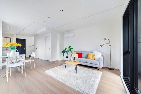 Photo of property in 6/11 Mclean Avenue, Papatoetoe, Auckland, 2025