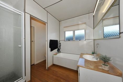 Photo of property in 29 Hargood Street, Woolston, Christchurch, 8062