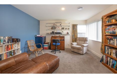 Photo of property in 6 Mcdougal Place, Kaiapoi, 7630