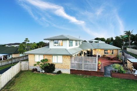 Photo of property in 147f Sturges Road, Henderson, Auckland, 0612