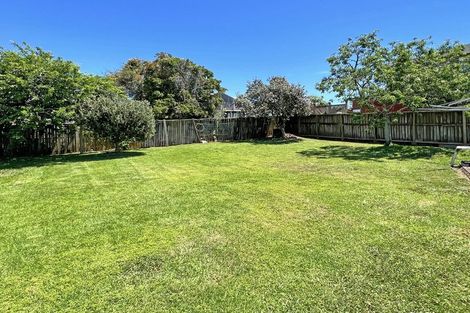Photo of property in 2 Lincoln Road, Manurewa East, Auckland, 2102