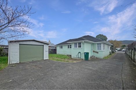 Photo of property in 26 Palmer Crescent, Silverstream, Upper Hutt, 5019