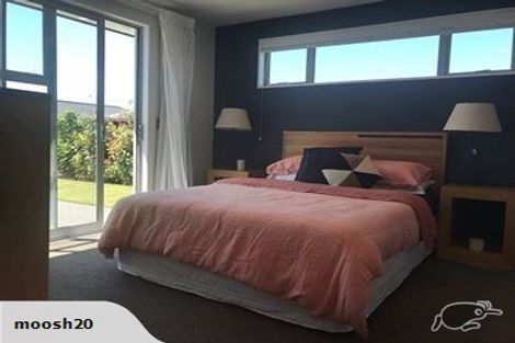 Photo of property in 14 Shillingford Boulevard, Rolleston, 7615