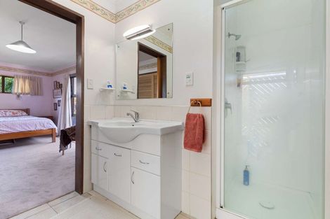 Photo of property in 4 Cemetery Road, Waiuku, 2123