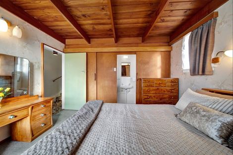 Photo of property in 205 South Road, Spotswood, New Plymouth, 4310