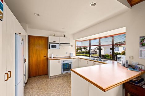 Photo of property in 1a Kauri Crescent, Snells Beach, 0920