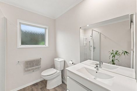 Photo of property in 80 Ngamotu Road, Spotswood, New Plymouth, 4310