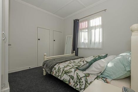 Photo of property in 98 Wood Street, Takaro, Palmerston North, 4410