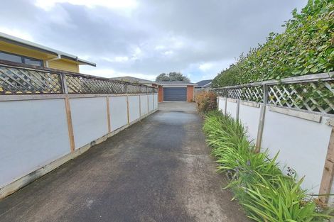 Photo of property in 15a Sanders Avenue, Westown, New Plymouth, 4310