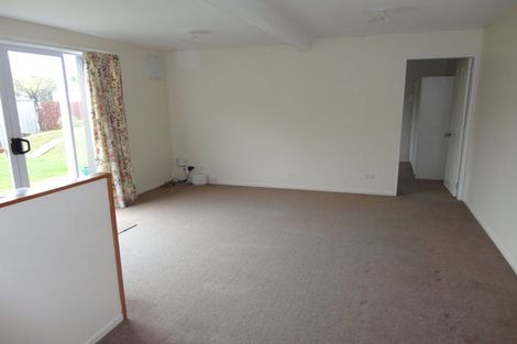 Photo of property in 80 Taylor Terrace, Tawa, Wellington, 5028