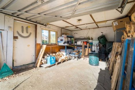 Photo of property in 10 Waldron Crescent, Green Island, Dunedin, 9018