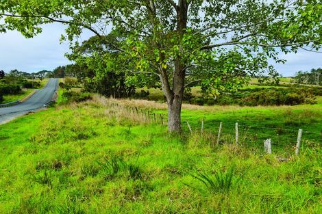 Photo of property in 68 Cemetery Road, Wainui, Silverdale, 0992