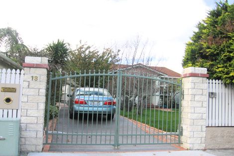 Photo of property in 18 Bloomfield Terrace, Hutt Central, Lower Hutt, 5010