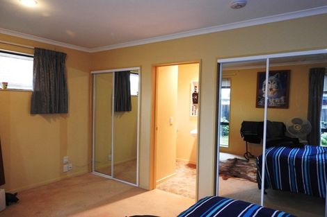 Photo of property in 181 Old Farm Road, Hamilton East, Hamilton, 3216