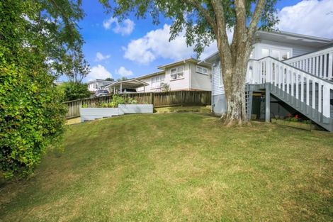 Photo of property in 6 Japonica Drive, Beach Haven, Auckland, 0626