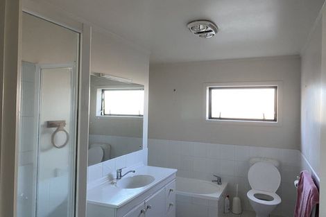 Photo of property in 12b Ngataringa Road, Devonport, Auckland, 0624