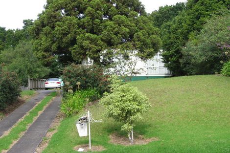 Photo of property in 19 Paton Avenue, Te Atatu South, Auckland, 0610