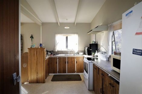 Photo of property in 2 Egmont Street, Castlecliff, Whanganui, 4501