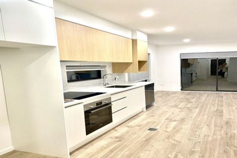 Photo of property in 4b Unsworth Drive, Unsworth Heights, Auckland, 0632