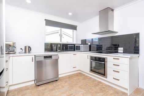 Photo of property in 37a Kinmont Crescent, Kinmont Park, Mosgiel, 9024