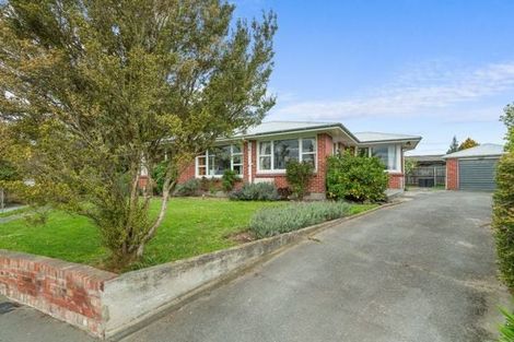 Photo of property in 2 Aileen Place, Upper Riccarton, Christchurch, 8041