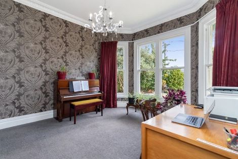 Photo of property in 16 Stapletons Road, Richmond, Christchurch, 8013