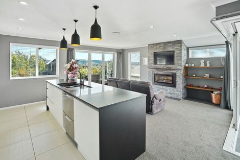 Photo of property in 11 Katania Heights, Brightwater, 7022