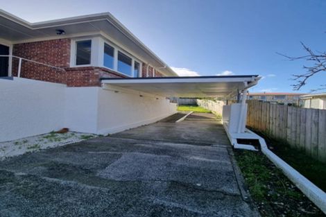 Photo of property in 11 Orchard Rise, Rosehill, Papakura, 2113
