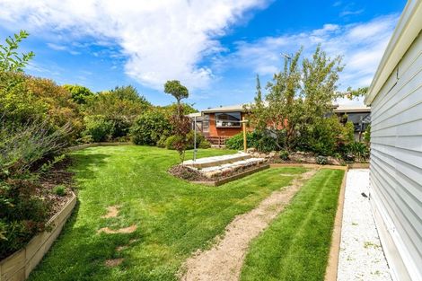 Photo of property in 24 Brighton Road, Green Island, Dunedin, 9018