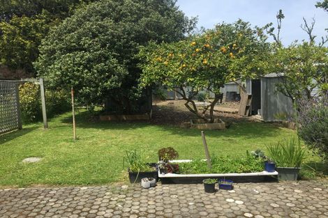 Photo of property in 18 Dunstan Street, Otaki, 5512