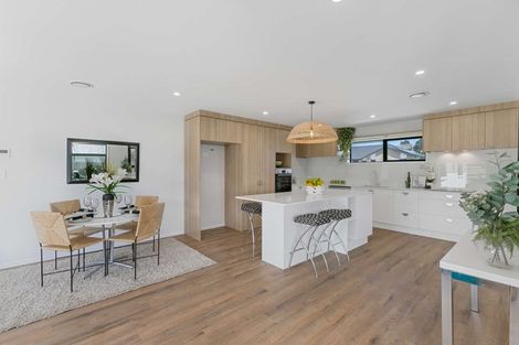 Photo of property in 2 Evan Tasman Lane, Waiuku, 2123