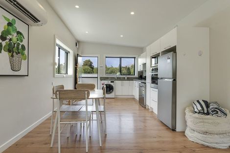 Photo of property in 43 Peregrine Falcon Road, Mount Creighton, Queenstown, 9371