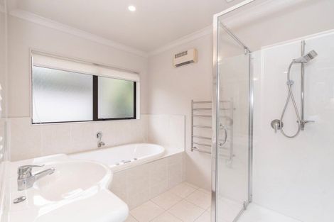 Photo of property in 18 Ludlam Way, Otaki, 5512